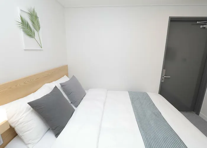 Hotel Line Myeongdong 3*