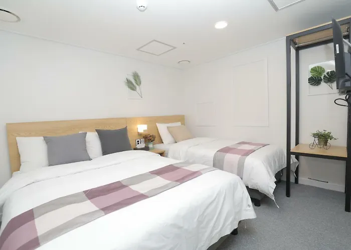 Line Myeongdong Hotel 3*